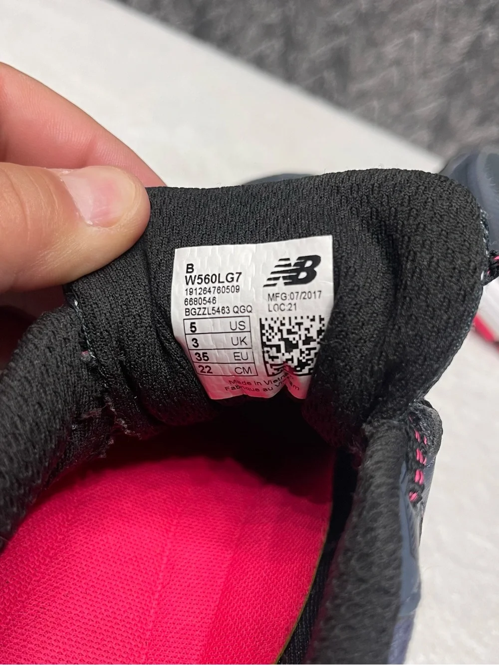 New Balance 560v7 Women's Running Shoes Size 5 Dark Grey Pink W560LG7 Tech Mesh